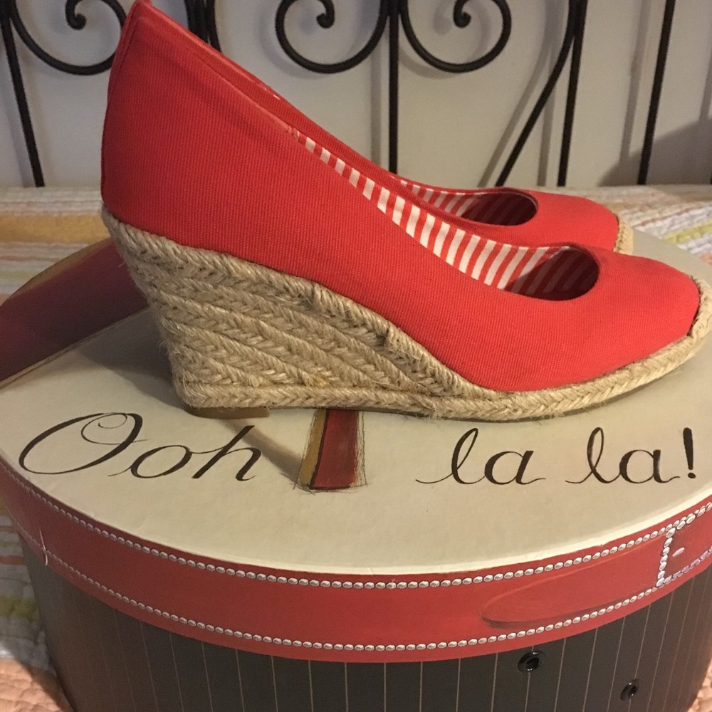 Merona Size 6.5 Orange 3” Canvas Espadrilles
